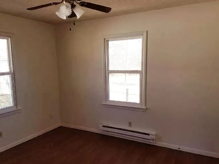 2106 N Benton Ave #B — Photo 8