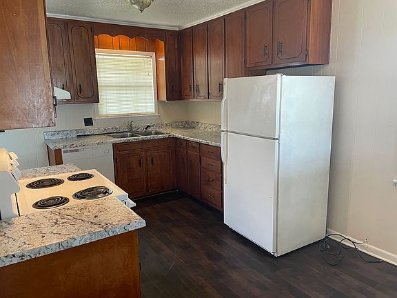 4th image of 3941 W 22nd St APT C