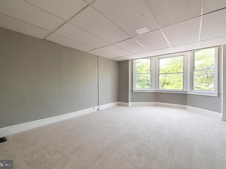 510 1/2 King St #A — Photo 12