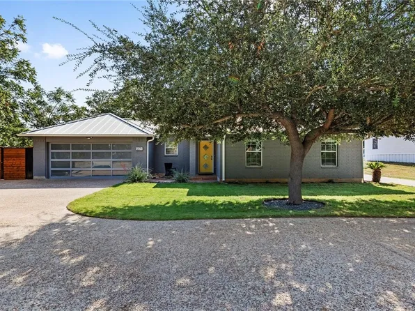 2570 Terminal Loop Rd, McQueeney, TX 78123