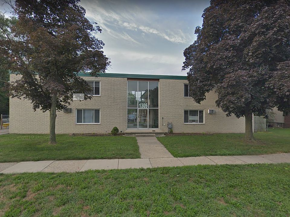 1st image of 1305 W Nine Mile Rd #47