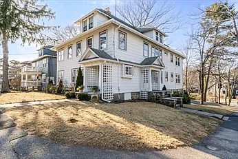 18 Fairfax Rd #2