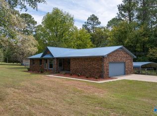 19 Holiday Shores Rd, Scottsboro, AL 35769
