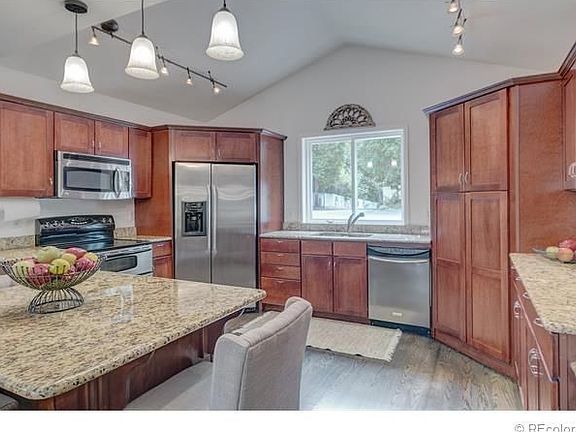 5th image of 2755 Taft Ct