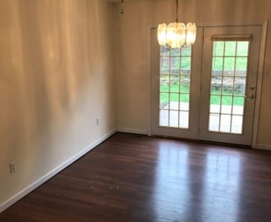 2nd image of 14 Clear Spring Dr