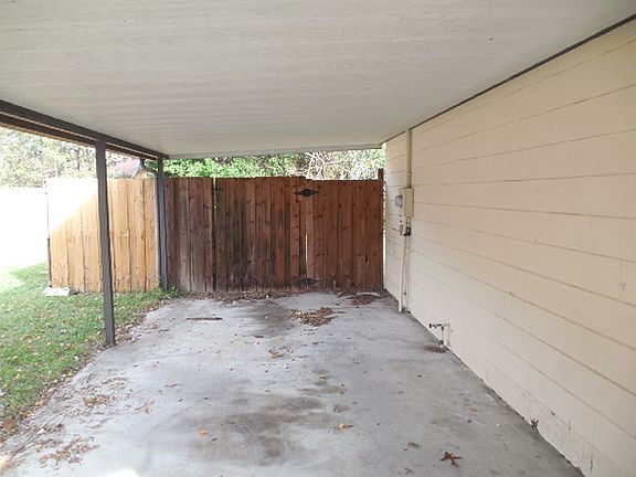 Linden Dr ad pics DC 002_11302022