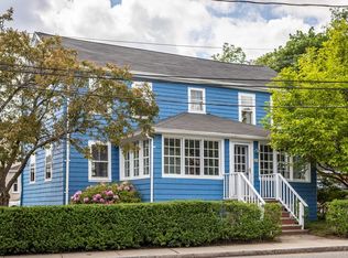 61 Ash St, Reading, MA 01867