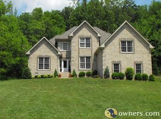 1923 Shell Rd, Hendersonville, TN 37075