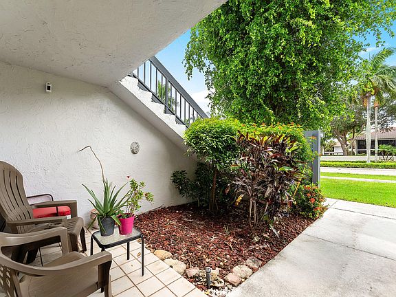 4th image of 105 Tropic Isle Drive Apt 22d