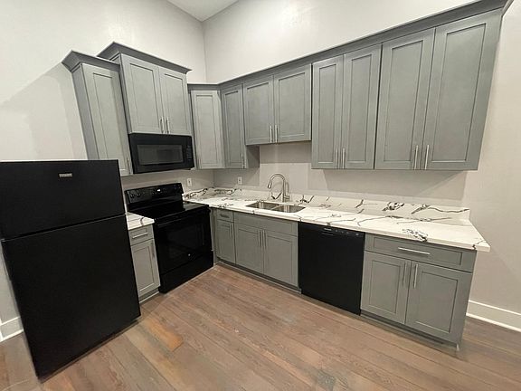 4th image of 2647 Governor Nicholls St