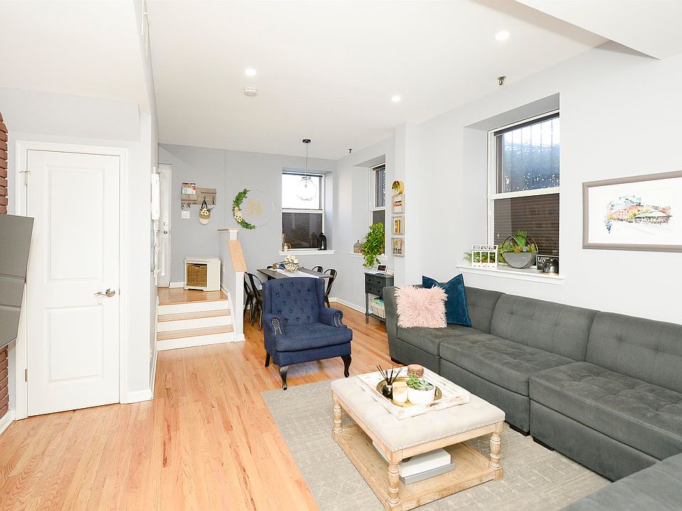 1st image of 186 Wayne St APT 119D