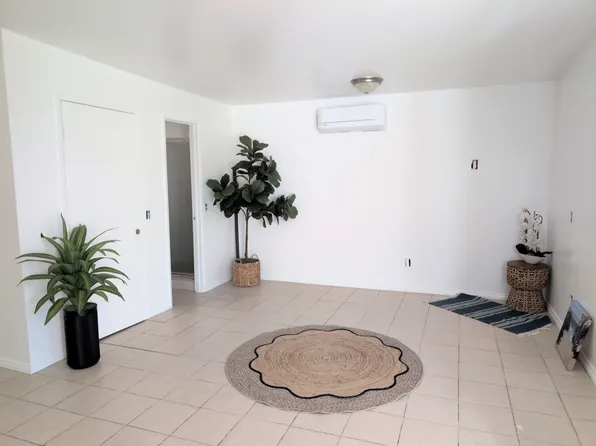 (undisclosed Address), Canoga Park, CA 91304