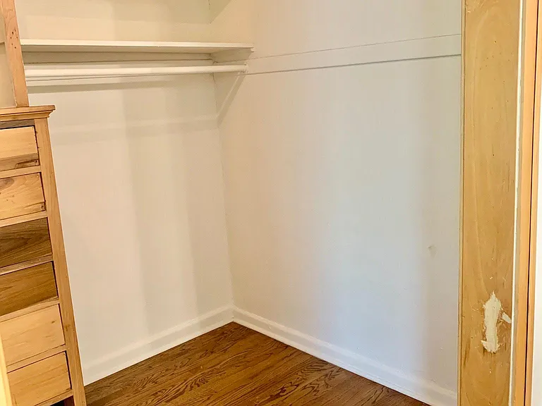 644 West Surf — Photo 32