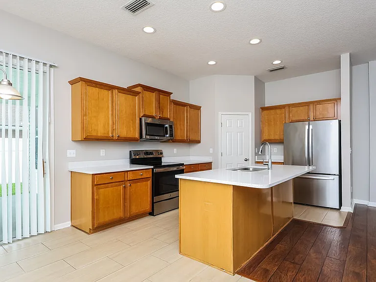 6560 Sandlers Preserve Dr — Photo 6
