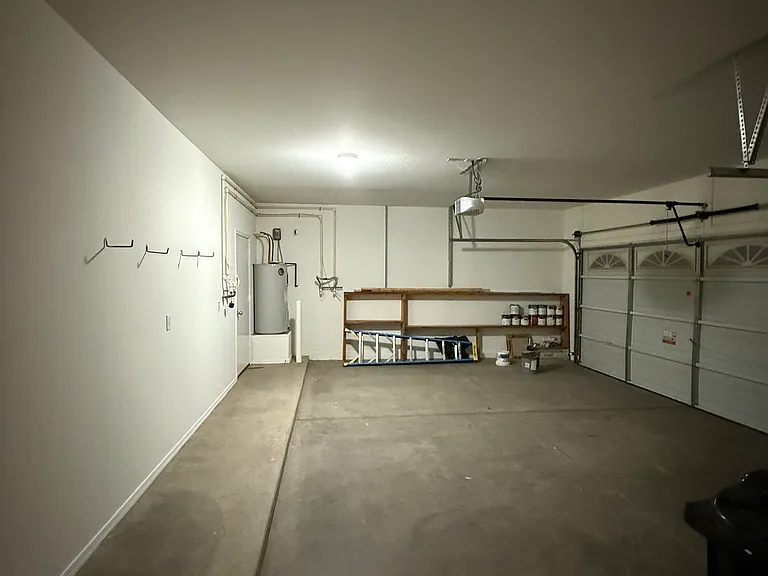15435 W Canterbury Dr — Photo 18