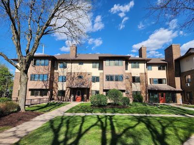 5 Maple Wood Lane #307, Madison, WI, 53704