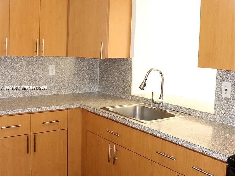 9611 SW 77th Ave #306A — Photo 15