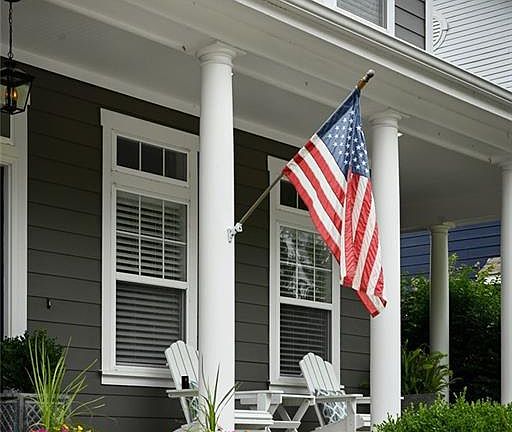 3rd image of 3124 SW Pergola Park Dr