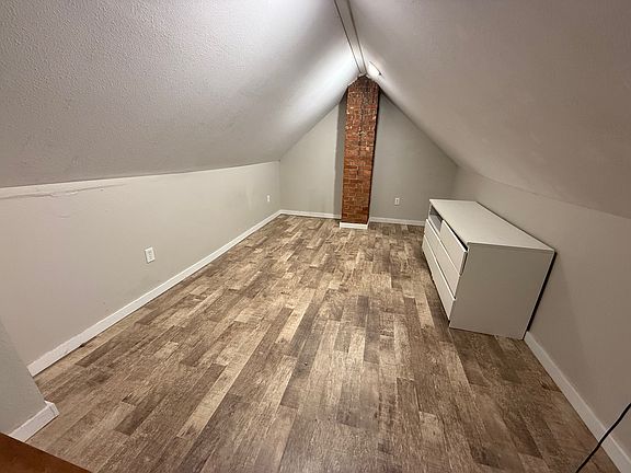 2nd image of 1222 1st St #1/4