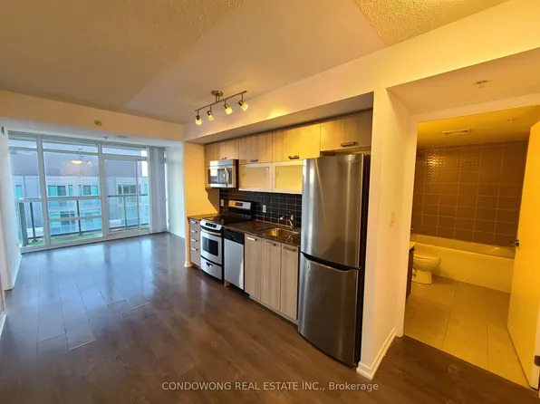 68 Abell St, Toronto, ON