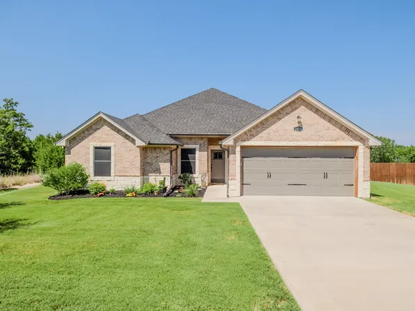 2404 Duro Ct, Granbury, TX 76048