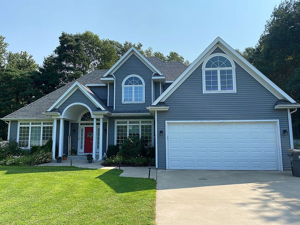 1st image of 4437 Beechwood Ln