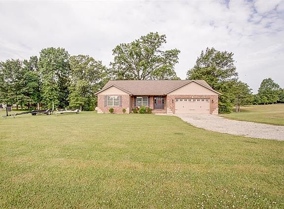 3rd image of 1443 Northlake Dr