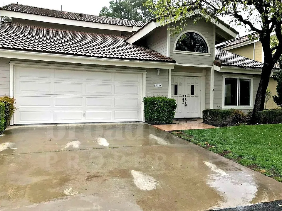 10326 Oak Ranch Ln