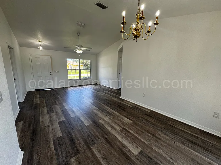 2451 SW 147th Place Rd — Photo 5