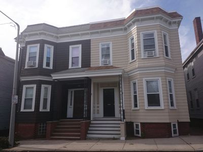 497 E 6th St, South Boston, MA, 02127