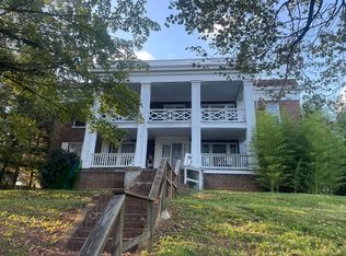 Memorial Ave, SW, 1515, Roanoke, VA 24015