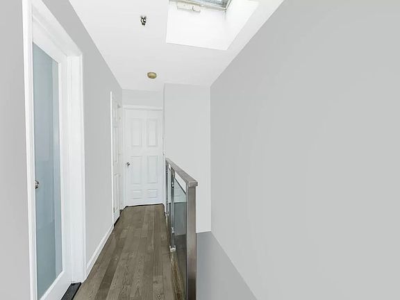 4th image of 1863 Lafayette Ave #C