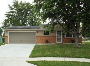 915 Kingsdale Ct, West Jefferson, OH 43162