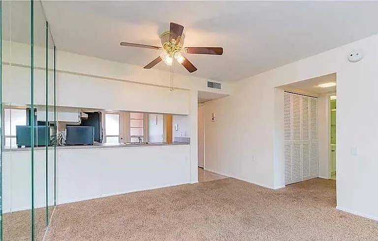 1203 Bahama Bnd #A2 — Photo 9