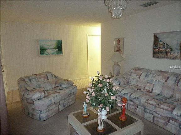 4th image of 6914 N Coolidge Ave