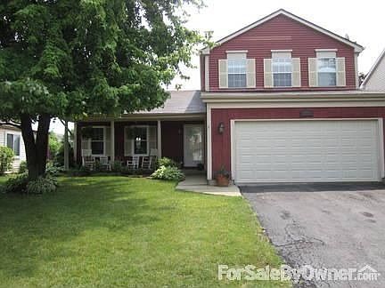 Immaculate inside and out! : This home has been updated from top to bottom in this desirable neighbo