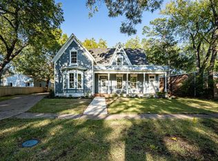 504 N Fox St, Terrell, TX 75160