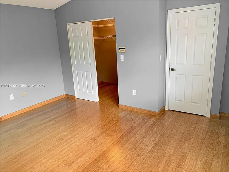 1130 Buttonwood Ln #- — Photo 21