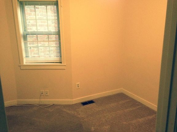 5th image of 515 Hancock St