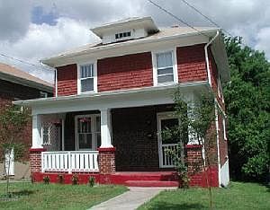 2nd image of 702 Morrill Ave SE