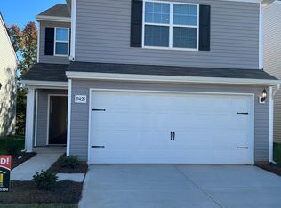 9425 Creedmore Hills Dr, Charlotte, NC 28214