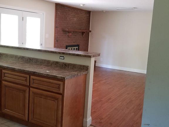 2nd image of 1618 El Prado Dr