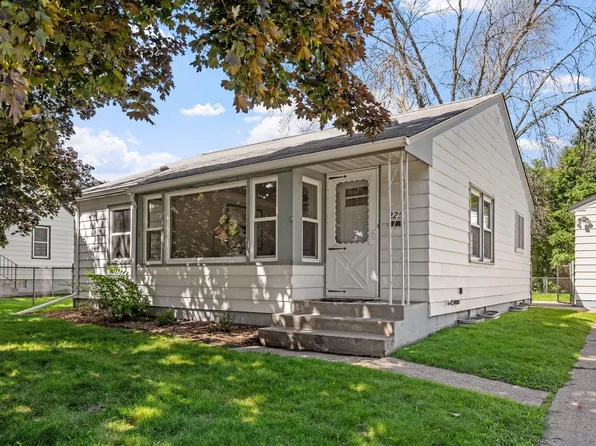 225 10th Ave N, South Saint Paul, MN 55075