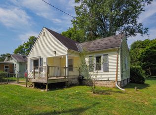 5203 Keyes Dr, Kalamazoo, MI 49004