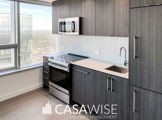 10310 102nd St NW #5102, Edmonton, AB T5J 0K5