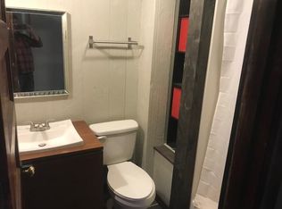 604 E Main St APT 2, Waynesboro, VA 22980