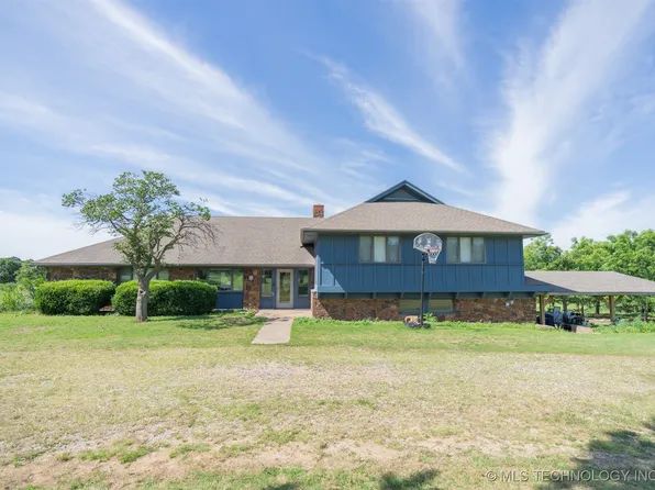 1695 Skyline Dr, Pawhuska, OK 74056