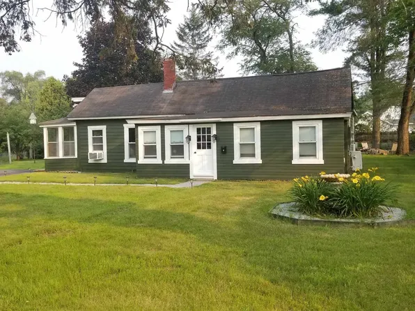 34 Academy Street, Boscawen, NH 03303