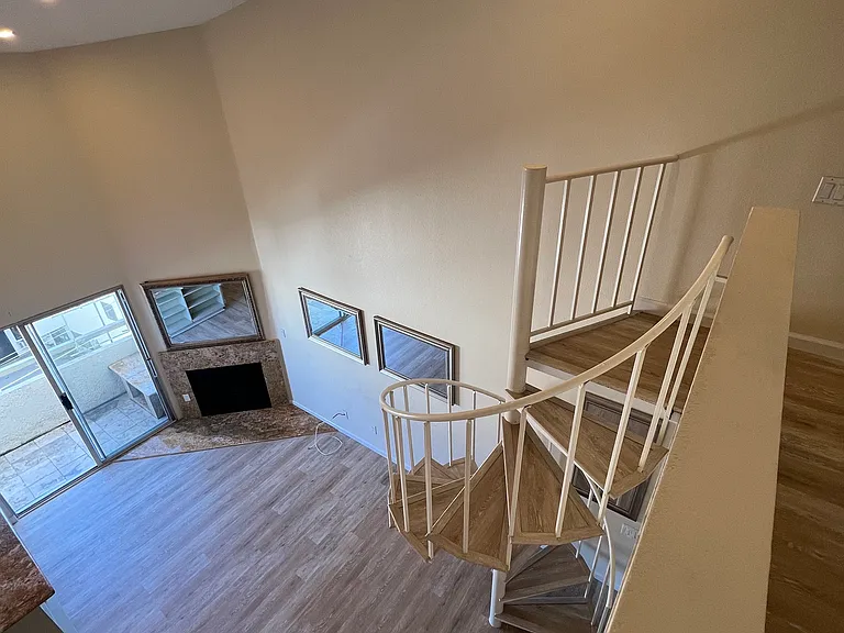 10960 Ashton Ave #409 — Photo 11