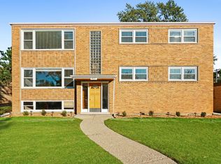 8637 Saint Louis Ave #2, Skokie, IL 60076